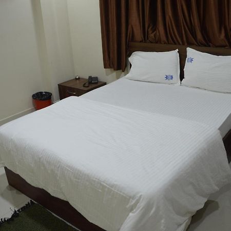Royal Star Hotels Бангалор Экстерьер фото