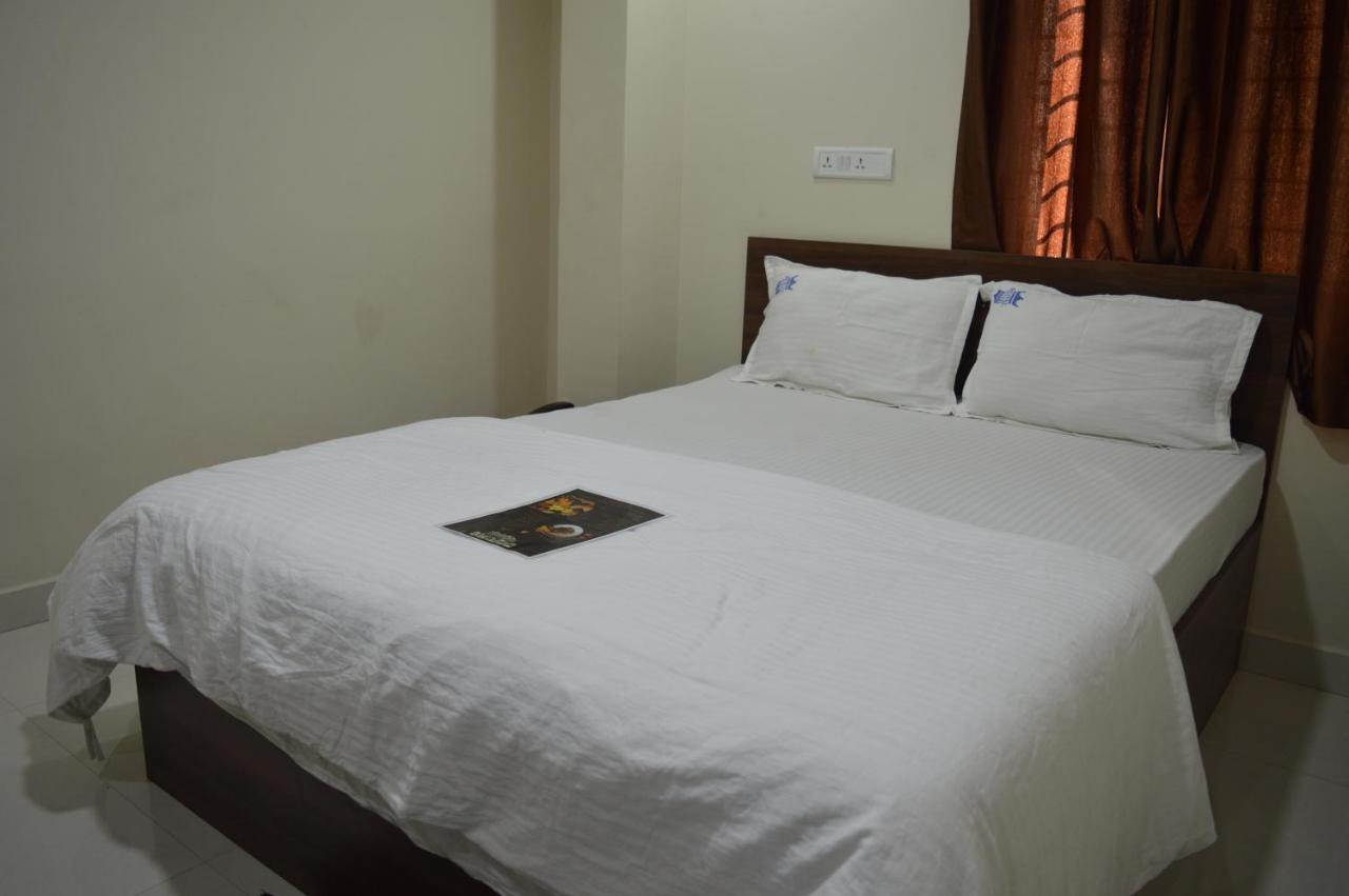 Royal Star Hotels Бангалор Экстерьер фото